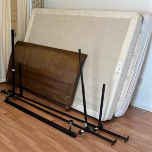 Stairs, Assembly or Disassembly, Movers, Customers, and Furniture from R.I Global Services uploaded 10:48 AM on Jul 13th, 2022