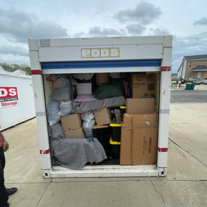 Loading from Lastar Moving Company uploaded 9:41 AM on Apr 12th, 2026
