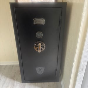 Safe or Gun Safe from Zmoving Specialists llc. uploaded 2:56 PM on Feb 3rd, 2026