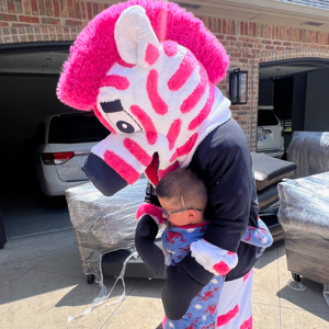 Customers, Furniture, Plastic Wrap, Movers, and Assembly or Disassembly from Pink Zebra Moving of Oklahoma City  uploaded 7:36 PM on Mar 8th, 2024