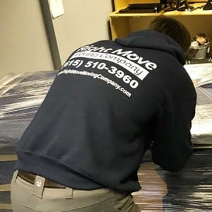 Moving Blankets and Movers from Right Move Moving Company uploaded 9:01 AM on Apr 7th, 2019