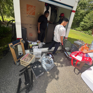 Ropes/Straps/Tie-downs, Packing, Movers, Loading, and Moving Container from R T G Transportation Inc uploaded 1:03 PM on Aug 27th, 2025