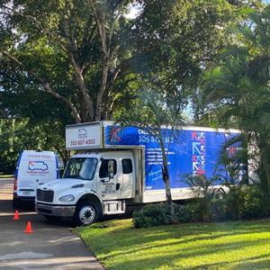 Customers, Moving Truck, Unloading, Loading, and Movers from Powerloaders Moving & Storage uploaded 8:50 AM on Jan 23rd, 2023