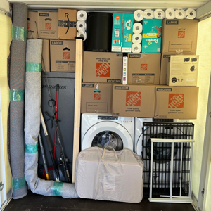 Moving Container and Packing from Eli's Elite Moving Service uploaded 10:57 AM on Nov 6th, 2025