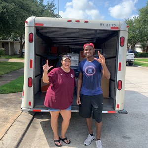 Moving Truck, Moving Boxes, Movers, Furniture, Unloading, Customers, and Loading from Moving With LeVi uploaded 2:27 PM on Aug 30th, 2019