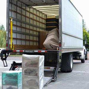 Moving Truck from AIRUS MOVERS LLC uploaded 11:34 AM on Nov 22nd, 2025