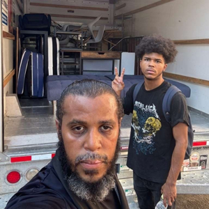 Assembly or Disassembly, Moving Boxes, Unloading, Packing, and Movers from Moo-vers uploaded 10:13 AM on Apr 22nd, 2026