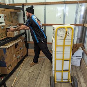 Loading, Moving Truck, and Movers from Demigod Professional Cleaning Services uploaded 10:56 AM on Jan 1st, 2023