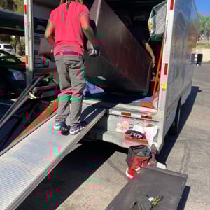 Loading from Erica's Loading & Unloading Moving Co LLC uploaded 11:07 PM on Oct 6th, 2025