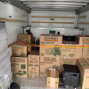 Unloading from DLUX DUTY uploaded 9:37 PM on Dec 23rd, 2025