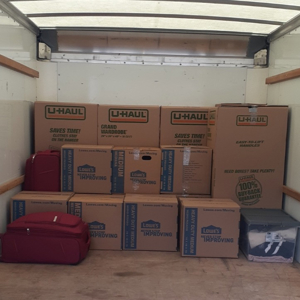 Loading from 1st Klass Moving Service  uploaded 1:50 PM on Dec 2nd, 2025