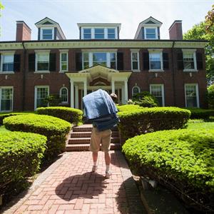 Movers from Vite Moving uploaded 12:48 PM on Jul 24th, 2023