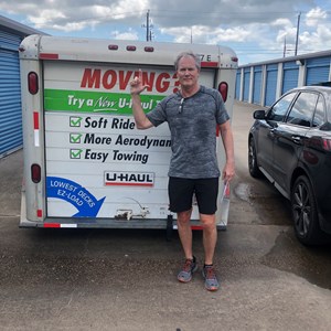 Moving Truck, Loading, and Customers from Moving With LeVi uploaded 4:39 PM on Sep 3rd, 2019