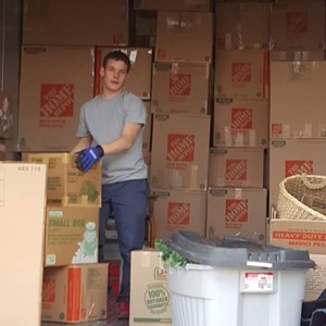 Moving Boxes, Furniture, Movers, and Loading from Parker Movers LLC uploaded 10:26 PM on Feb 7th, 2020