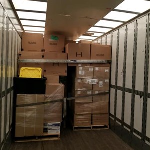 Moving Truck, Moving Boxes, and Movers from Speeding Movers LLC uploaded 4:46 PM on Mar 15th, 2021