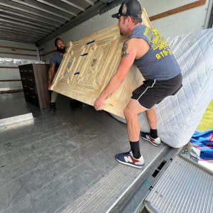Furniture and Movers from Irongate Movers LLC uploaded 9:10 PM on Sep 8th, 2025