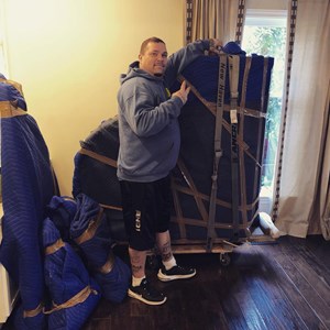Movers, Ropes/Straps/Tie-downs, Piano, and Moving Blankets from Mak Movers & Storage, LLC uploaded 10:49 AM on Oct 10th, 2019
