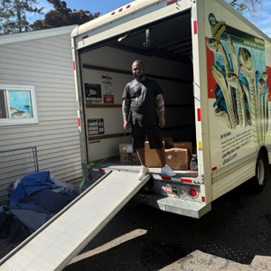 Loading from Majestic Moving Services Llc uploaded 6:41 PM on Jul 10th, 2025