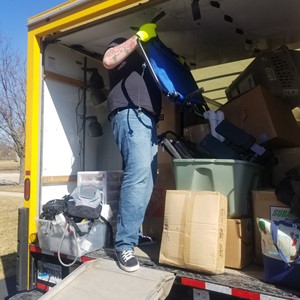 Moving Truck, Furniture, Moving Boxes, Movers, and Loading from Elite Movers uploaded 10:52 PM on Apr 8th, 2019