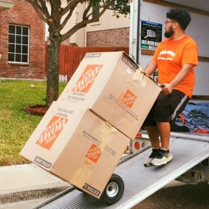 Hand Truck, Packing, Movers, Unloading, and Loading from Wee-Move Moving Company uploaded 4:49 PM on Nov 25th, 2025