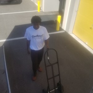 Hand Truck and Movers from Southeast Corporations uploaded 8:33 PM on Oct 10th, 2019