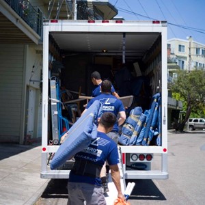 Moving Blankets, Moving Truck, Furniture, Loading, and Movers from Larro's Moving Services uploaded 9:59 AM on Apr 15th, 2019