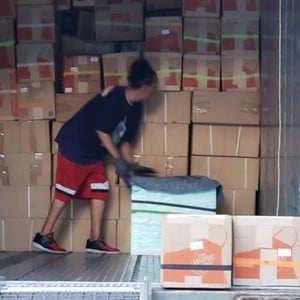 Moving Truck, Unloading, Furniture, Moving Blankets, Moving Boxes, and Movers from America Strong Movers LLC. uploaded 3:28 PM on Mar 27th, 2019