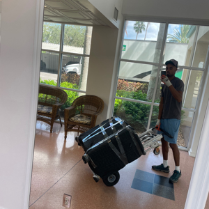 Moving Truck, Loading, Movers, Customers, and Unloading from Wonder Way Movers uploaded 2:31 PM on Jan 26th, 2026