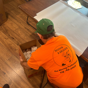 Movers, Packing, and Moving Boxes from Moovin & Groovin uploaded 12:38 PM on Jul 1st, 2025
