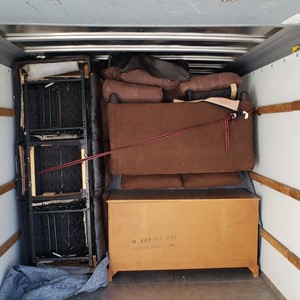Ropes/Straps/Tie-downs, Loading, Moving Truck, Moving Blankets, and Furniture from Master Mover's uploaded 3:57 AM on Apr 20th, 2019