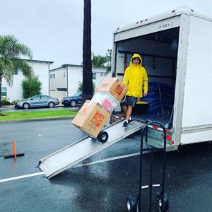 Unloading, Movers, Loading, Moving Truck, and Moving Blankets from SQ Moving Company uploaded 4:39 PM on Sep 7th, 2023