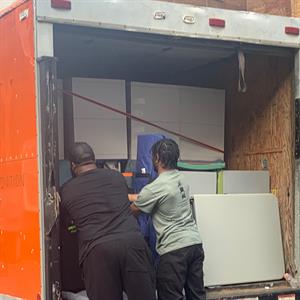 Movers, Ropes/Straps/Tie-downs, Loading, and Moving Truck from Bread’s Moving & Hauling uploaded 7:39 PM on Jul 11th, 2023