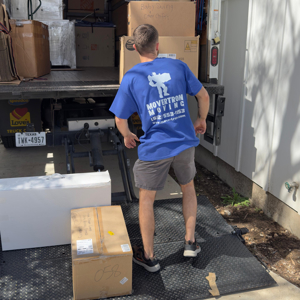 Furniture, Moving Truck, Movers, Moving Boxes, and Loading from MoverTron Moving uploaded 1:59 PM on Apr 25th, 2024