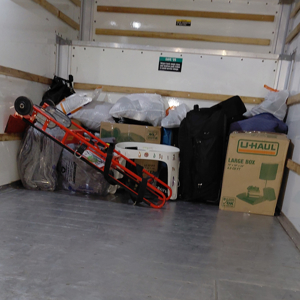 Loading, Moving Truck, Movers, Customers, and Packing from Moving U ENT LLC uploaded 3:40 PM on Jan 2nd, 2026