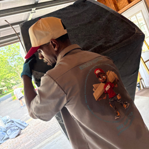 Movers, Furniture, Loading, and Moving Blankets from Moving On Up Tristate LLC uploaded 3:42 AM on Jun 18th, 2025