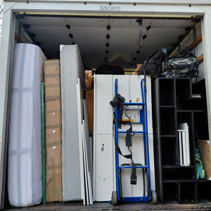 Movers, Moving Truck, Unloading, Stairs, and Loading from Supreme On Sight Moving uploaded 1:30 AM on Feb 7th, 2026