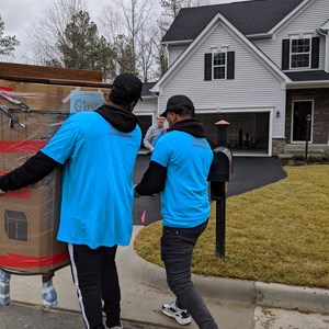 Unloading, Plastic Wrap, Furniture, and Movers from Jenny's Movers LLC uploaded 8:19 AM on Jan 4th, 2020