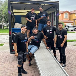 Movers and Moving Truck from Online Movers Corp uploaded 10:31 AM on Jun 5th, 2026