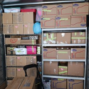 Loading, Moving Boxes, Movers, Packing, and Moving Truck from Facemove Inc uploaded 7:37 PM on Apr 6th, 2022