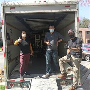 Moving Truck, Movers, Mask, Unloading, and Customers from Move Logic uploaded 7:08 AM on Aug 26th, 2022