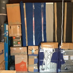 Moving Blankets, Moving Container, Loading, and Moving Boxes from Sun City Muscle Movers LLC uploaded 6:18 PM on Apr 22nd, 2019