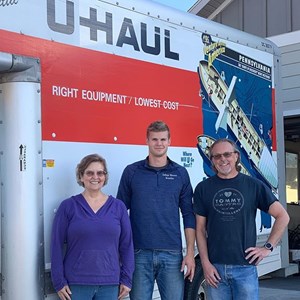 Loading, Unloading, Movers, Furniture, and Moving Truck from College Movers uploaded 1:31 PM on Jan 15th, 2021