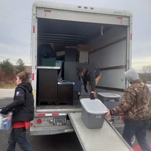 Unloading and Movers from The Ferris Moving Company uploaded 1:34 PM on Dec 28th, 2021