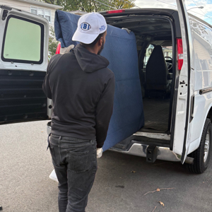 Moving Blankets, Movers, Loading, and Moving Truck from Solid Services Group LLC uploaded 6:39 AM on Nov 3rd, 2025