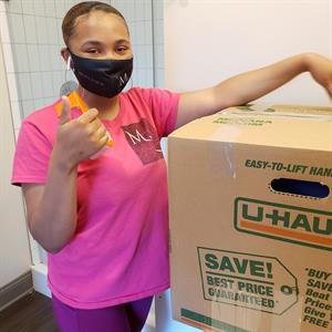 Packing and Mask from Move Logic uploaded 7:09 AM on Aug 26th, 2022