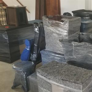 Moving Blankets, Movers, Furniture, Unloading, and Loading from Drocic's Moving Services uploaded 2:01 PM on Jul 18th, 2023