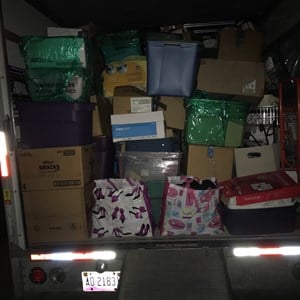 Plastic Wrap, Moving Boxes, Unloading, Moving Truck, and Loading from Drea uploaded 7:43 PM on Oct 3rd, 2019