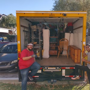 Movers, Packing, Loading, Moving Truck, and Moving Boxes from Championship movers uploaded 11:49 PM on Feb 12th, 2022