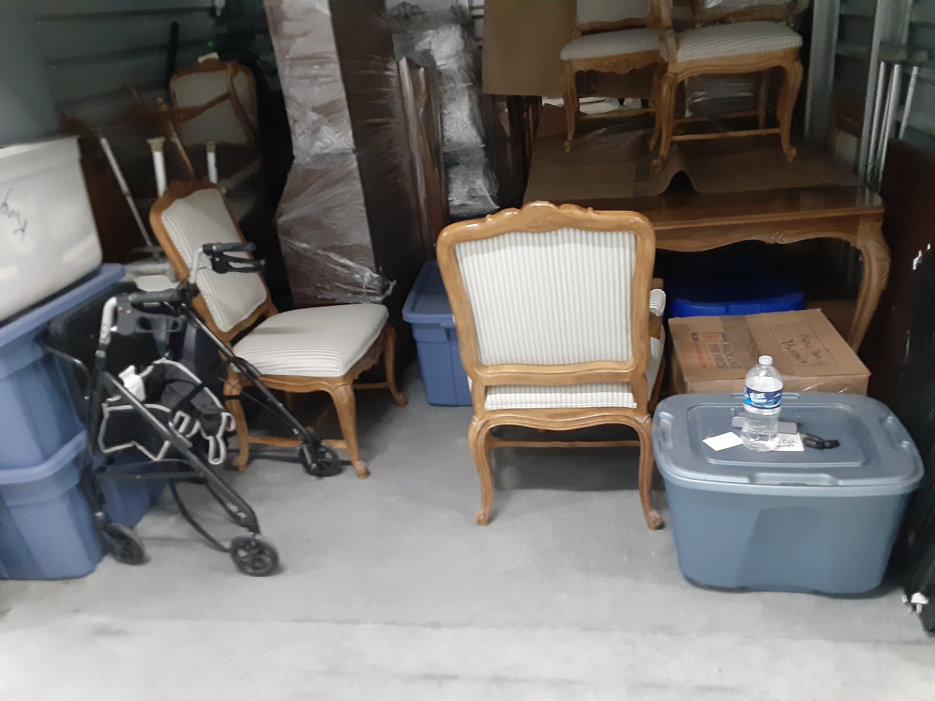 EZ Moving labor Helpers - A Local Santa Ana Moving Company | HireAHelper