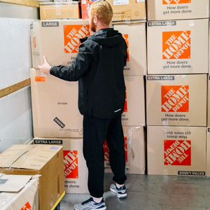 Loading, Movers, and Moving Truck from EASY-PEASY MOVING CHICAGO INC uploaded 8:49 PM on Sep 12th, 2025